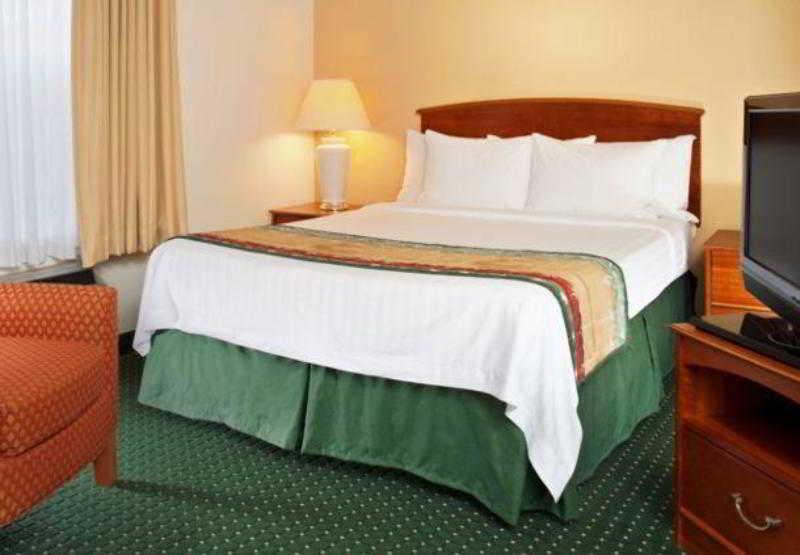 Sonesta Simply Suites Detroit Novi Cameră foto